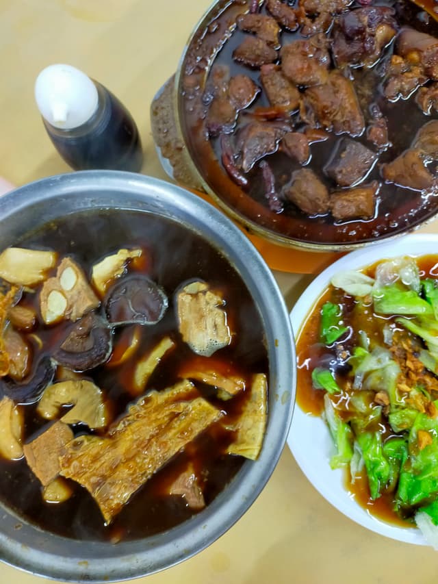 Bak-Kut-Teh(肉骨茶)